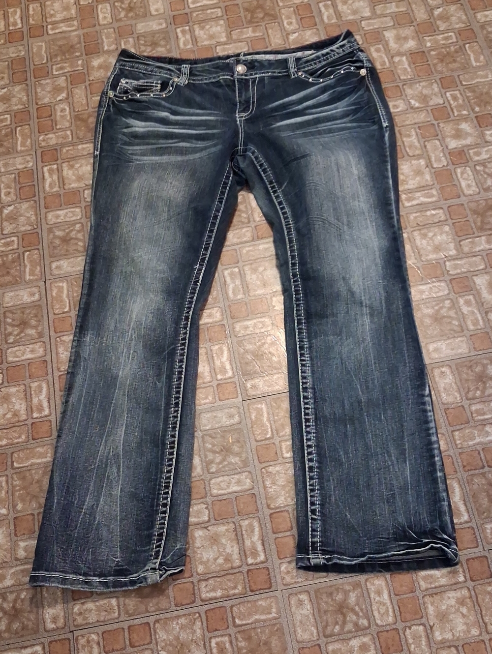 Amethyst Jeans Women's Flare in Dark Blue Wash